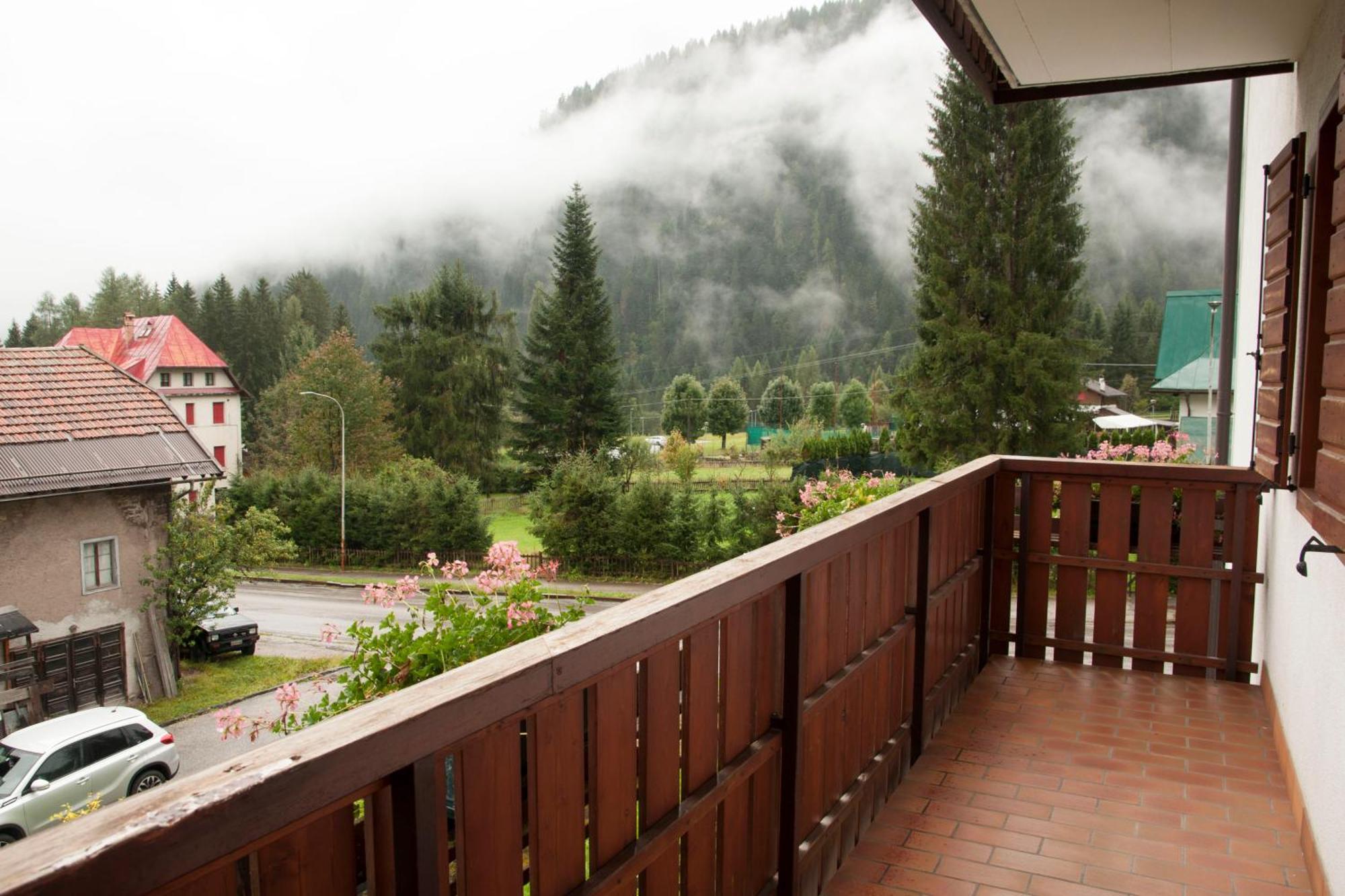 Bed and Breakfast Garni Mariolina Фалькаде Экстерьер фото